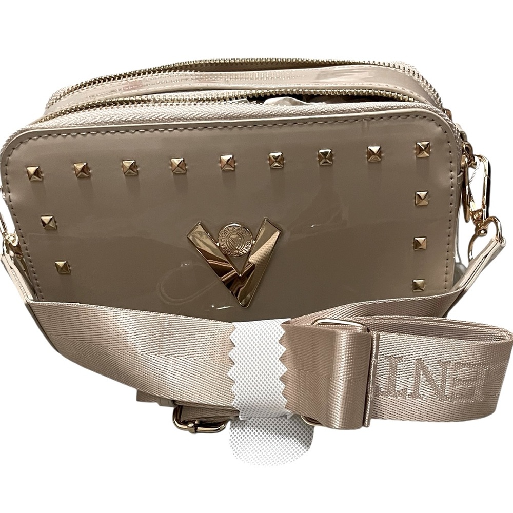 🌟🌟🌼NWT Valentino Camera Bag V Logo Double Zip/Adjustable Strap, Taupe, NWT $280